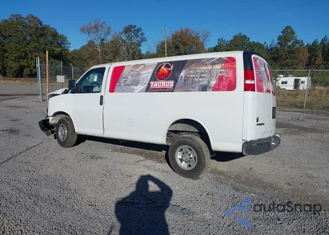 2021 Chevrolet Express Cargo Rwd 2500 Regular Wheelbase Wt from USA, damaged, VIN 1GCWGAFP7M1303261
